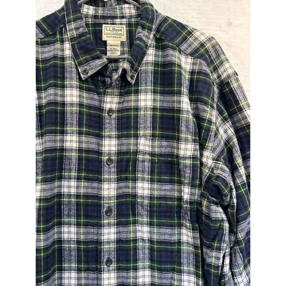 LL Bean Mens Traditional Fit Botton Flannel XL-T Plaid Button Up - Picture 3 of 6